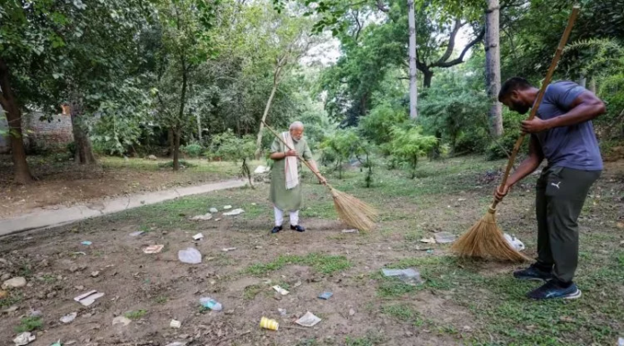 Citizens enthusiastically participated in the cleanliness drive on October 1, with a record 8.75 crore people participating.