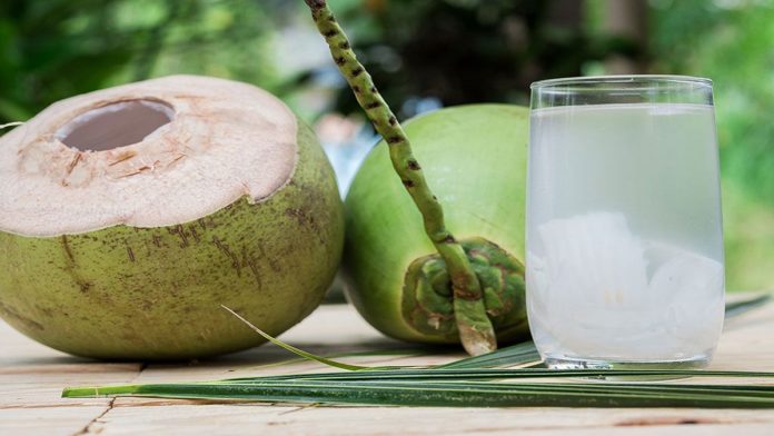 Drinking coconut water at night will have certain benefits! Start intake today